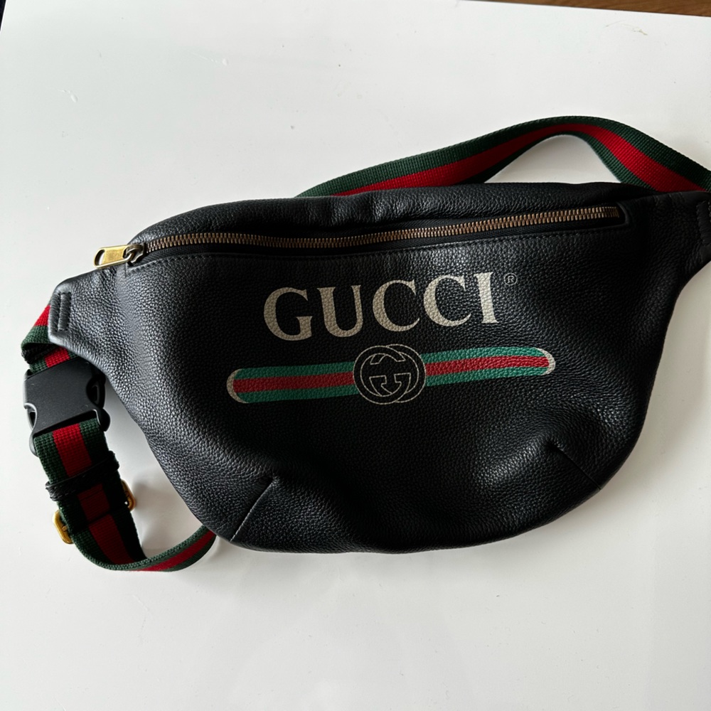 Gucci Fanny Pack!